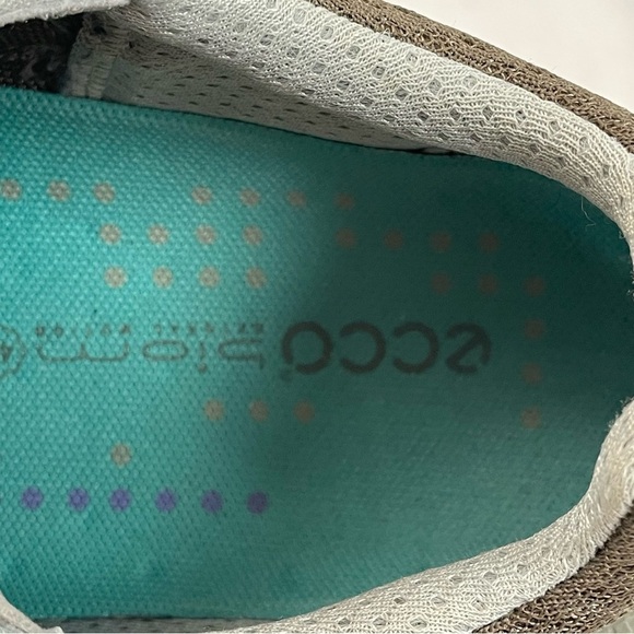 Ecco Women’s size EU 40 US 9.5 Biom Performance Trainers  tan - Picture 11 of 13